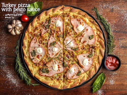 herocome-pizza-turkey-with-pesto-sauce
