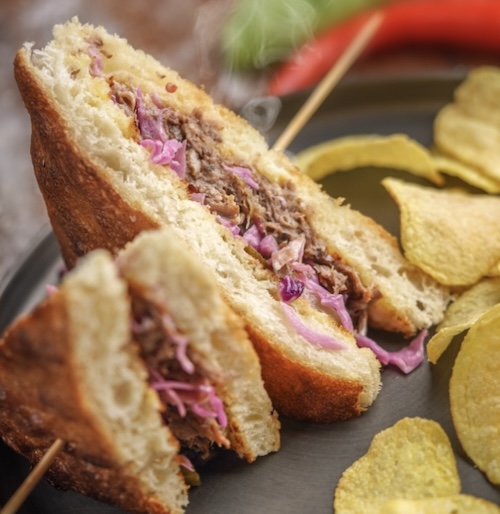 herocome-sandwich-torned-meat